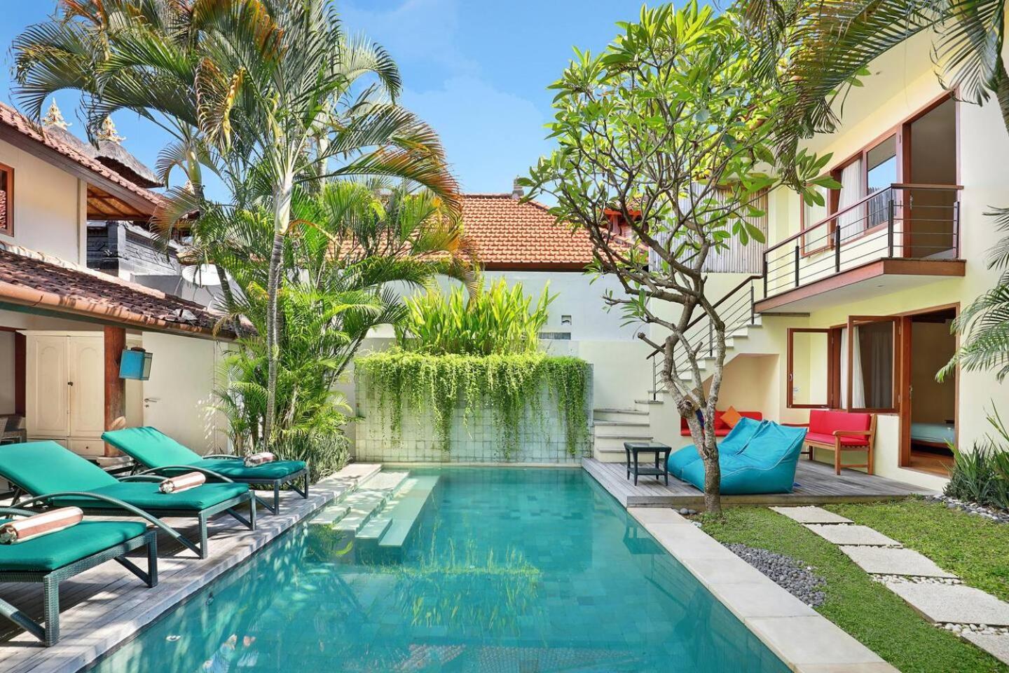 Super Value 4 Bedroom, Walk To Bintang Supermarket スミニャック エクステリア 写真