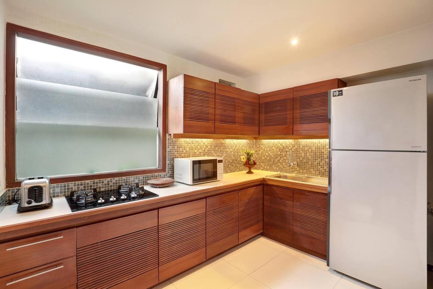 Super Value 4 Bedroom, Walk To Bintang Supermarket スミニャック エクステリア 写真